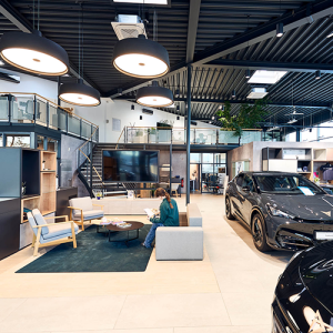 Autohaus_innen_3
